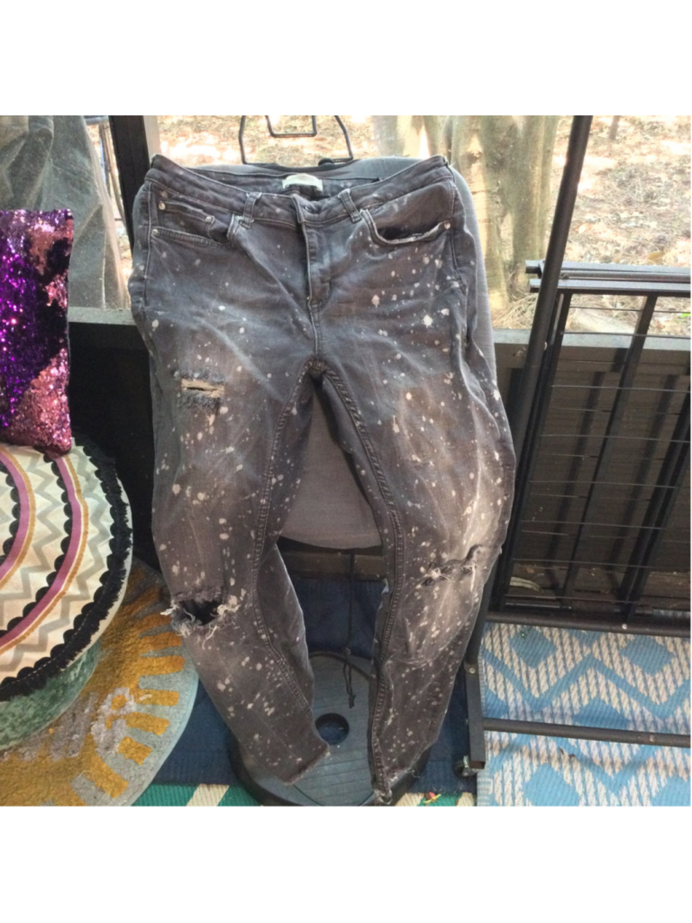Women's Zara Distressed Skinny Jeans Size 8 Grey White Paint Splatter